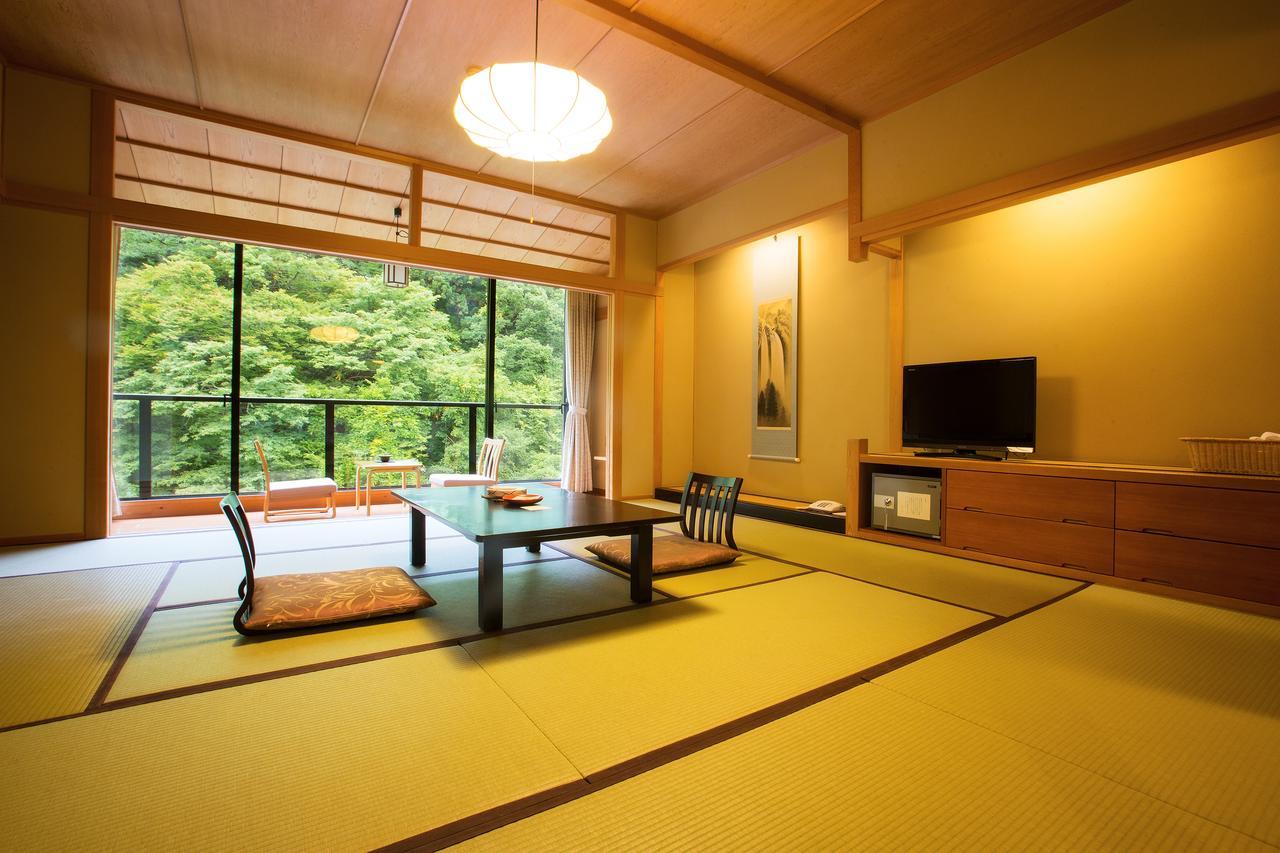 Osawa Onsen Sansuikaku 3* Hanamaki