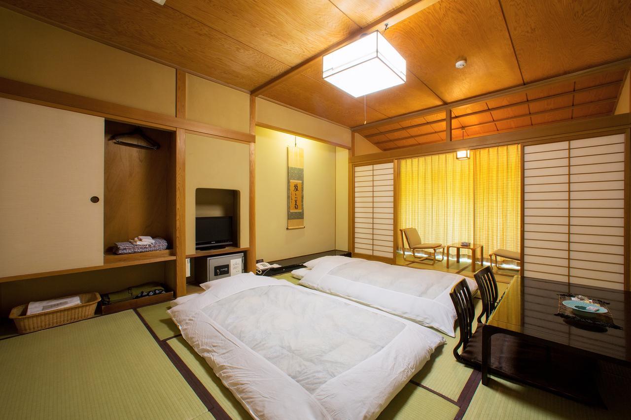 Osawa Onsen Sansuikaku 3*
