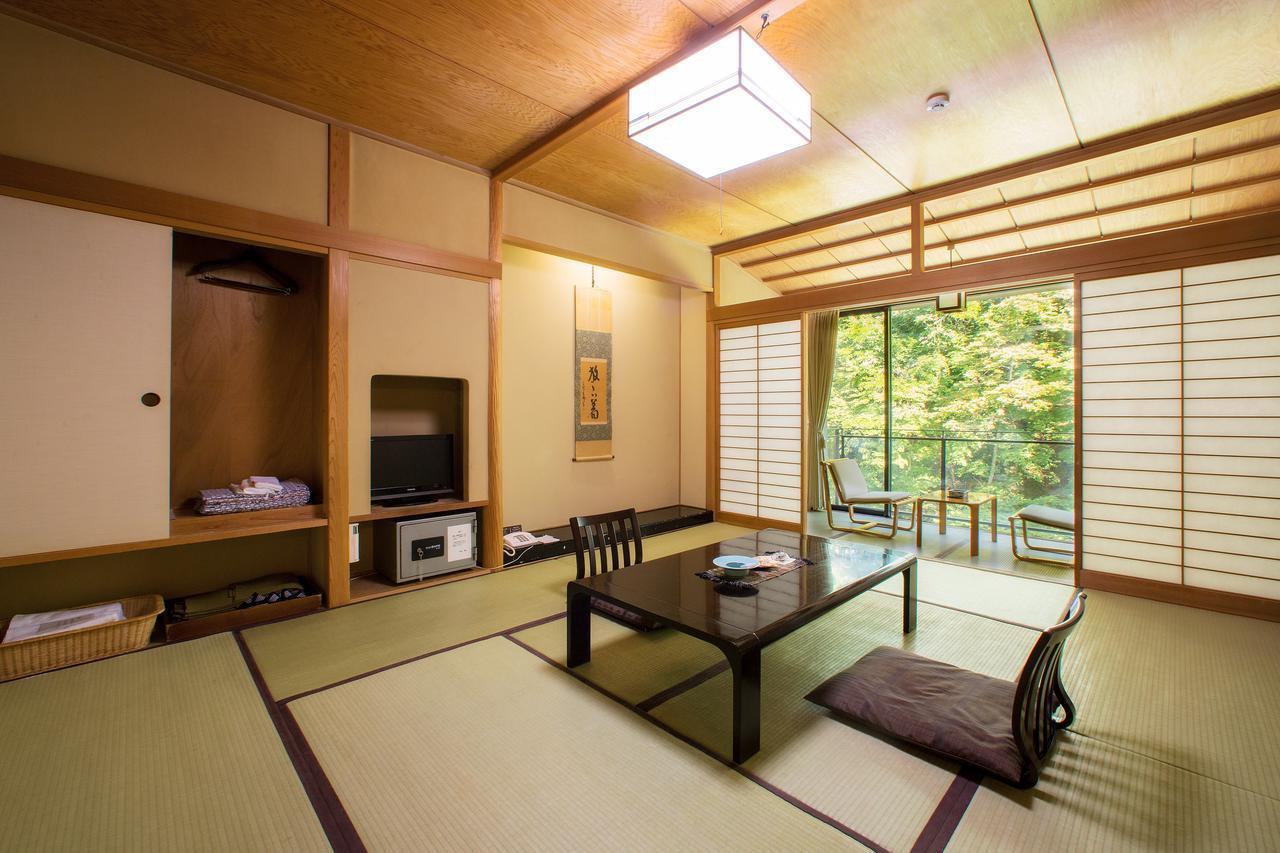Osawa Onsen Sansuikaku 傳統日式旅館 3*